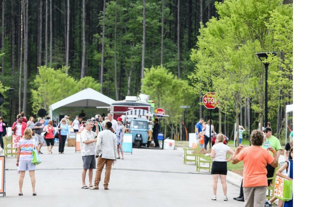 Food-Truck-Street-People.png